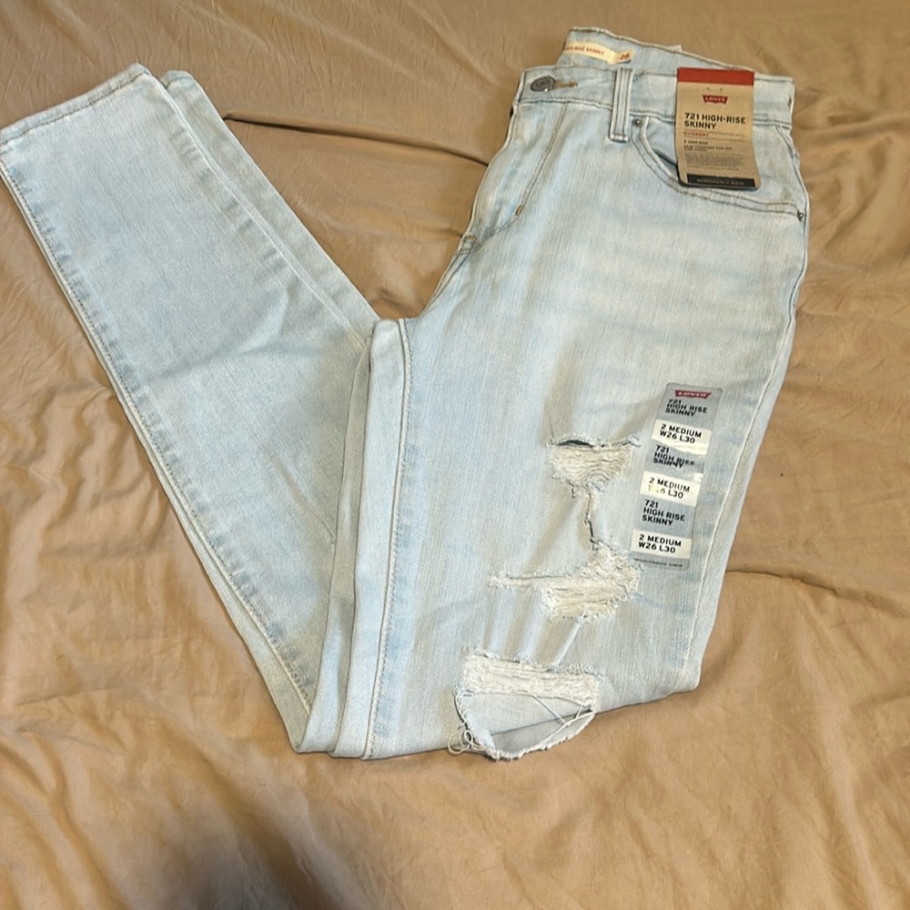 Levi’s 721 high-rise skinny size 2 medium w 26 l 30